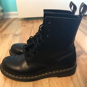 Doc Marten’s Women’s 1460 Boots